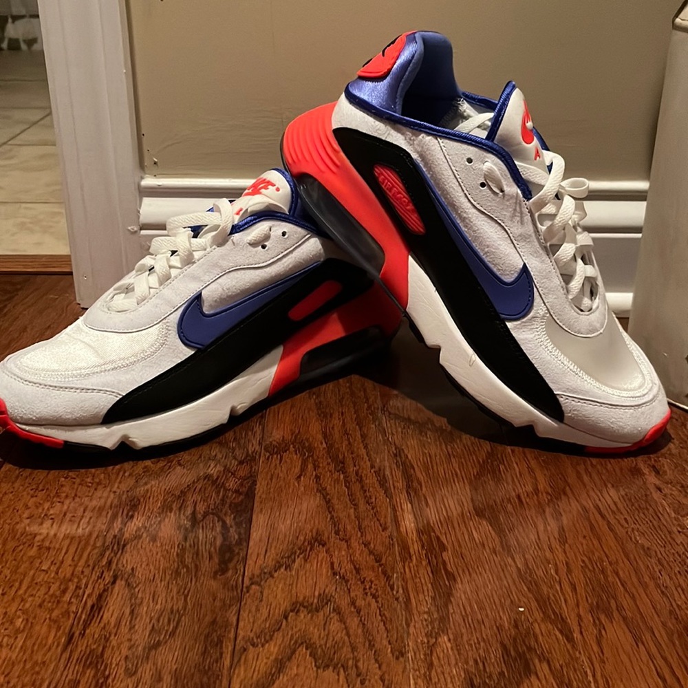 Nike shoes